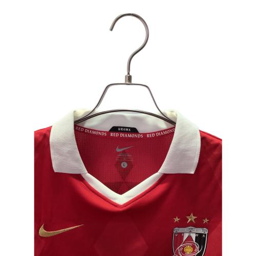 浦和レッズ (ウラワレッズ) 【22】阿部勇樹・2010シーズン・ホーム・イングランド移籍記念ユニフォーム サッカーユニフォーム 385769-611 レッド SIZE L