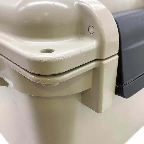 Yeti (イエティ) 収納ケース ※ストラップ欠品 W51.8cm×D37.6cm×H28.7cm ロードアウト ゴーボックス30 タン