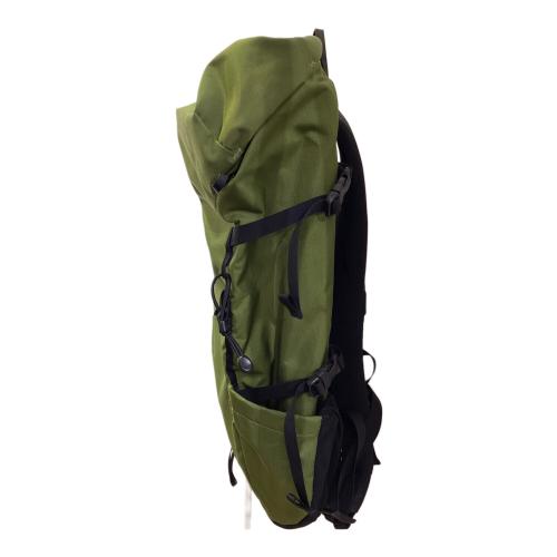ARC'TERYX (アークテリクス) バックパック 18794-113990 グリーン BRIZE 25