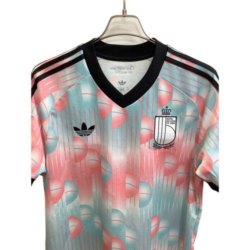 ベルギー代表 (ベルギーダイヒョウ) サッカーユニフォーム JM8386 2026シーズン・アウェイ 2XL ピンク×スカイブルー
