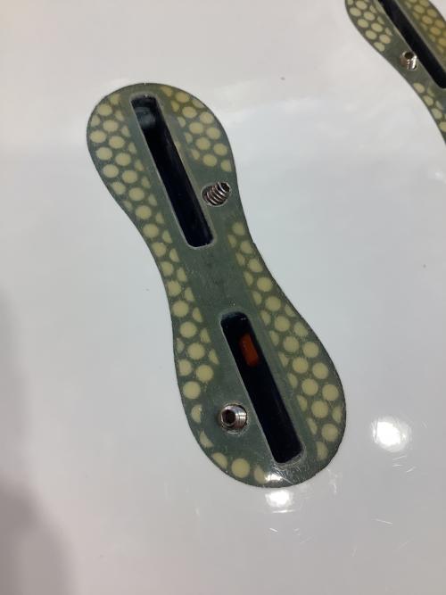 CHANNEL ISLANDS (チャネルアイランズ) アベレージジョー ショートボード 43.3L TLPC 5'11"x 22 3/8x2 7/8