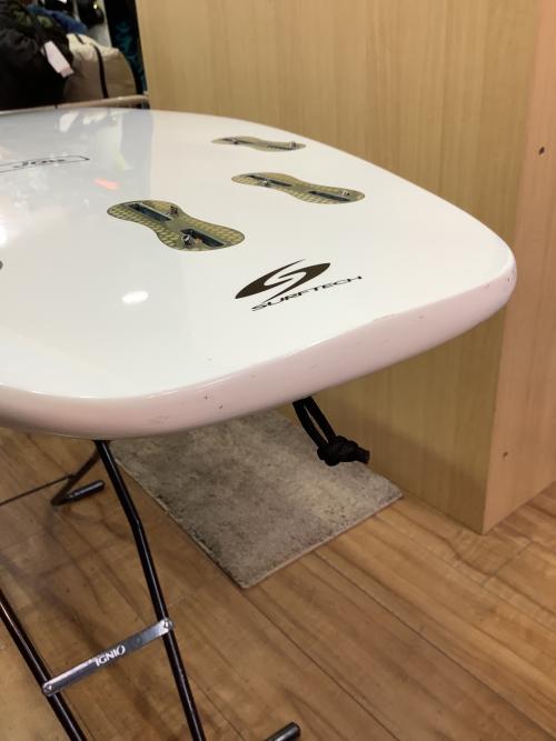 CHANNEL ISLANDS (チャネルアイランズ) アベレージジョー ショートボード 43.3L TLPC 5'11"x 22 3/8x2 7/8