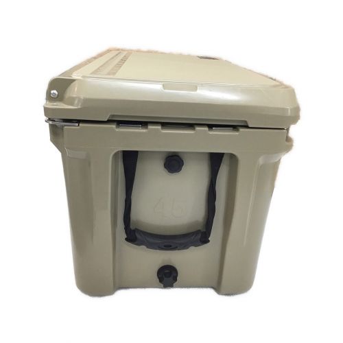 ICELAND COOLER (アイスランドクーラー) クーラーボックス45QT カーキ ROTO-MOLDED