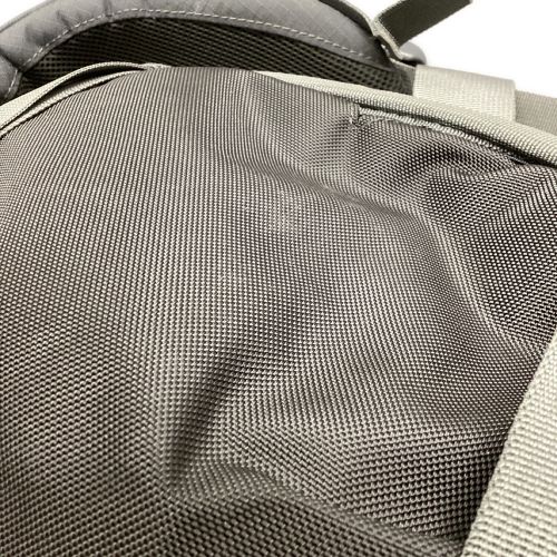 MOUNTAIN HARD WEAR (マウンテンハードウェア) バックパック グレー×オレンジ OZONIC50 背面長 51cm以上 50L～(テント泊)