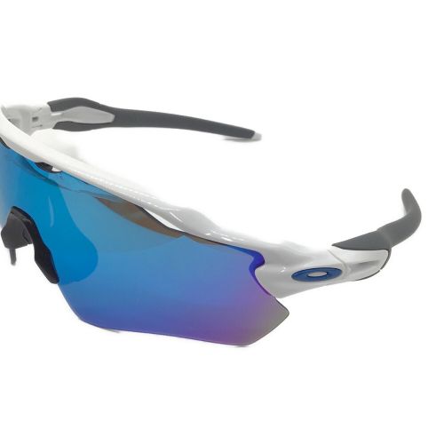 OAKLEY (オークリー) サングラス グレー×ホワイト×ブルー RADAR EV PATH OO9208-17 レーダー EV パス 偏光レンズ(POLARIZED)