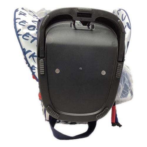 CLUNK キャディバッグ ホワイト CL5PNC01 BRUSHスタンドCB9.5型