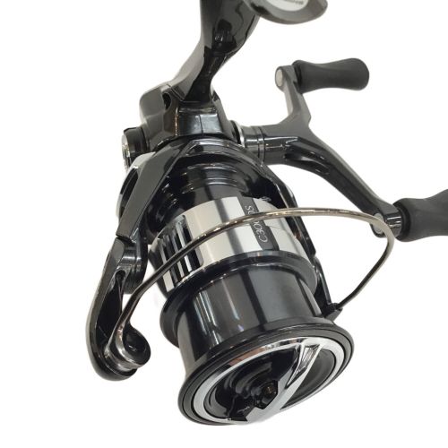 SHIMANO (シマノ) リール 23ヴァンキッシュ  元箱付 C3000SDH ダブルハンドル