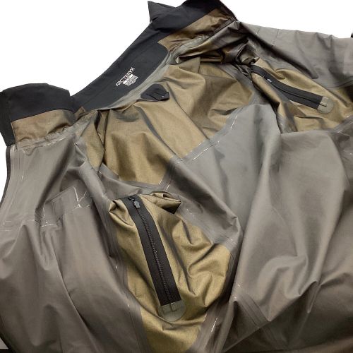 ARC'TERYX (アークテリクス) トレッキングウェア(ジャケット) メンズ SIZE S ブラック 13649-90608 ベータLTマウンテンジャケット