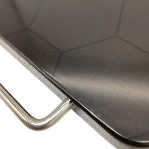 The Arth アウトドアテーブル ハニカム柄 Wood rings 床上手さん