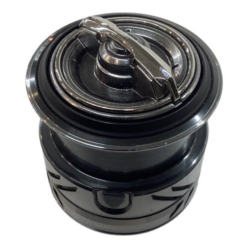 SHIMANO (シマノ) リール 元箱付 C2000F4 スピニングリール 21コンプレックスXR