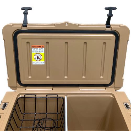 クーラーボックス 45QT タン