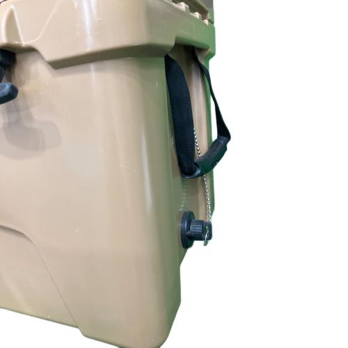 クーラーボックス 45QT タン