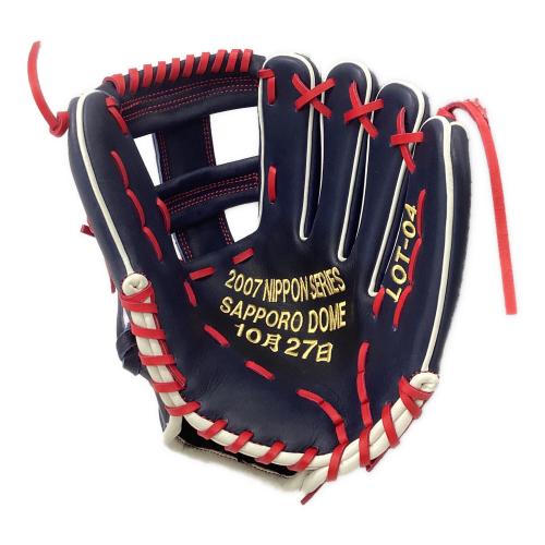 Hi Gold (ハイゴールド) 応援グッズ ネイビー 10月27日札幌ドーム スタンド付 2007年日本シリーズ記念グローブ LOT-04