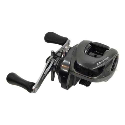 SHIMANO (シマノ) リール 本体のみ 右ハンドル 20メタニウムXG