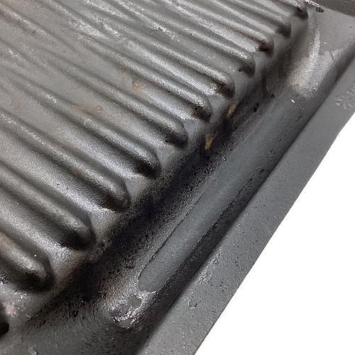 Snow peak (スノーピーク) 鋳鉄グリドルハーフ 鉄板 GR-015 廃盤品