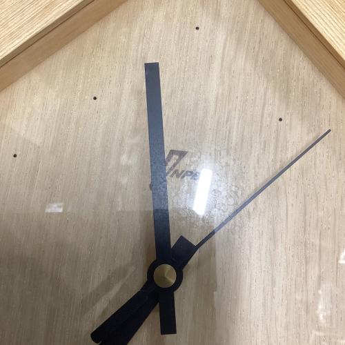 プロ野球 (プロヤキュウ) 応援グッズ アオダモ時計 オークヴィレッジ作品 ピンバッジ装着可能