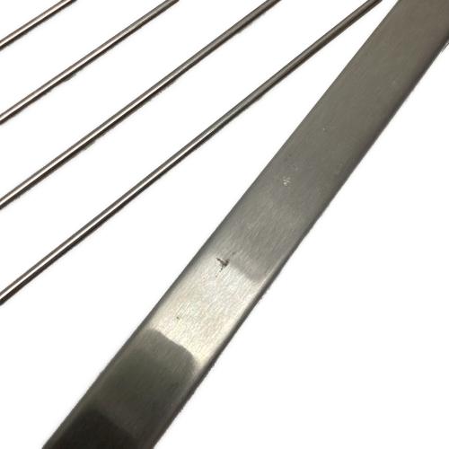 Wolf & Grizzly (ウルフアンドグリズリー) グリル M1 エディション with ファイヤーセット/クックセット 焚火台 ファイヤースターター・グリッパー欠品