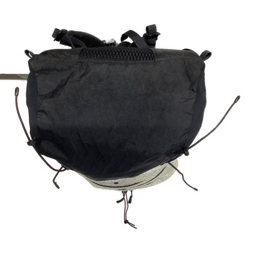 山と道 (ヤマトミチ) バックパック Mサイズ ホワイト×ブラック MINI