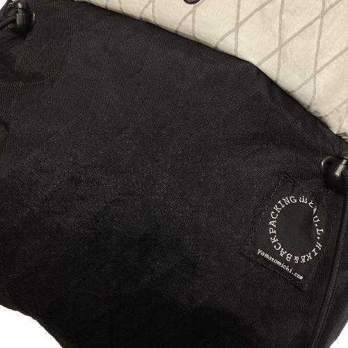 山と道 (ヤマトミチ) バックパック Mサイズ ホワイト×ブラック MINI