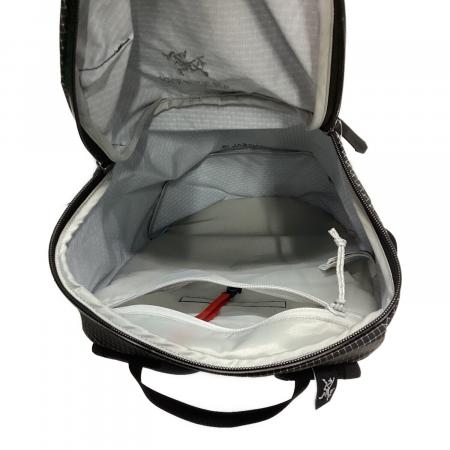 ARC'TERYX (アークテリクス) リュック ブラック X000009832 コンシール