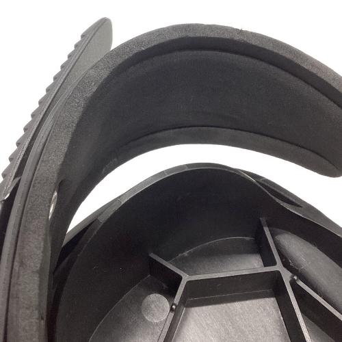 snowfeet (スノーフィート) スノーフィート ブラック キズ・ヨゴレ・エッジサビ有 ベルトにロゴ無し ケース付 全長約40cm