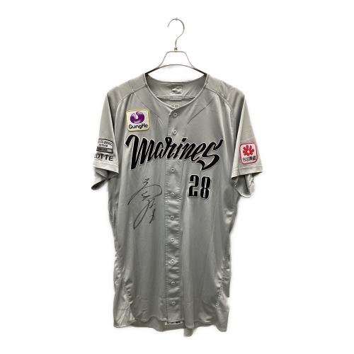 千葉ロッテマリーンズ (チバロッテマリーンズ) 28 菊池吏玖 サイン入りNECユニフォーム 応援グッズ マリーンズ・メモラビア証明書付 グレー