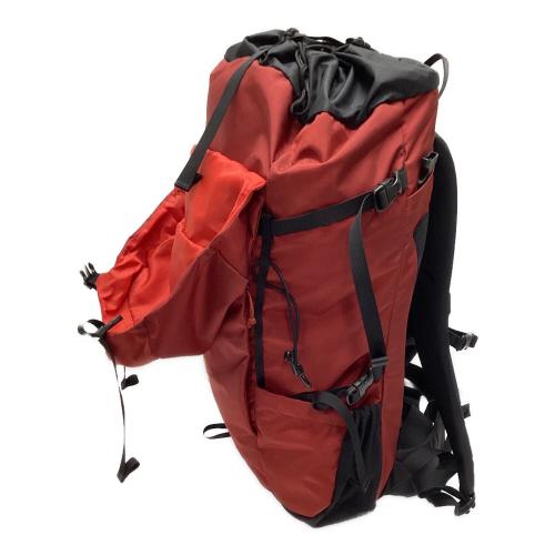 ARC'TERYX (アークテリクス) バックパック 18795-113991 レッド BRIZE 32