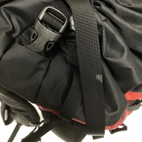 ARC'TERYX (アークテリクス) バックパック 18795-113991 レッド BRIZE 32