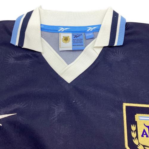 アルゼンチン代表 (アルゼンチンダイヒョウ) サッカーユニフォーム 1999年アウェイ イギリス製 メンズ SIZE XL相当 ネイビー