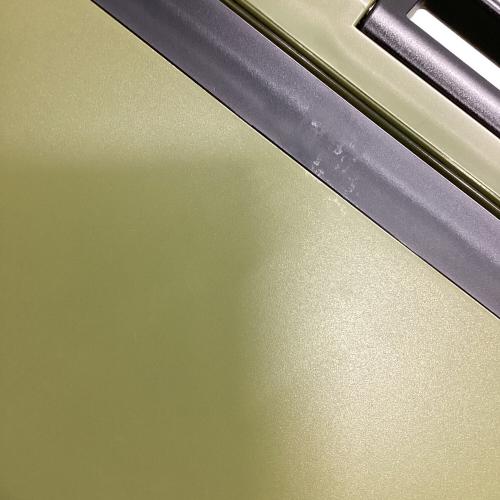 MAKITA (マキタ) 充電式保冷温庫 ポータブル冷蔵庫 CW004G ※ACのみ動作確認済 オリーブ キズ・ヨゴレ有
