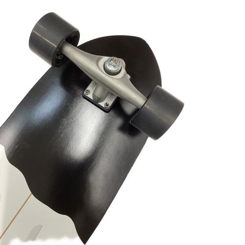 CARVER (カーバー) BLACK TIP スケートボード 32.5インチ 社外品ケース付 ホワイトｘブラック
