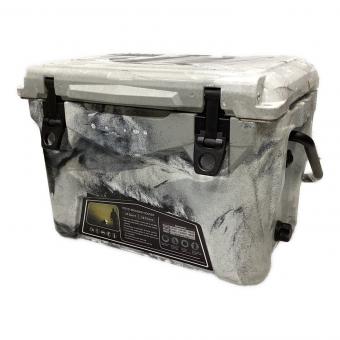 ICELAND (アイスランド) クーラーボックス 20QT デザートカモ