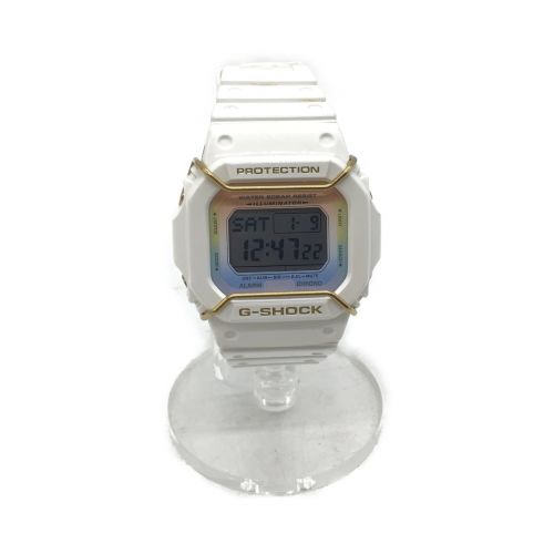 Casio カシオ 腕時計 ホワイト ラバーズコレクション2014 G Shock Dw D5600lb トレファクonline