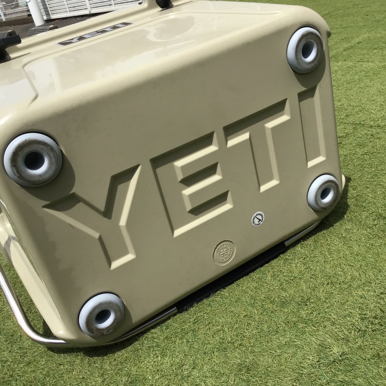 Yeti (イエティ) クーラーボックス ローディ20 タン 20L｜トレファクONLINE