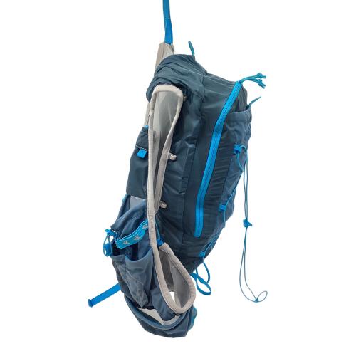 Ultimate Direction (アルティメイトディレクション) バックパック ユニセックス スカイブルー SIGNATURE