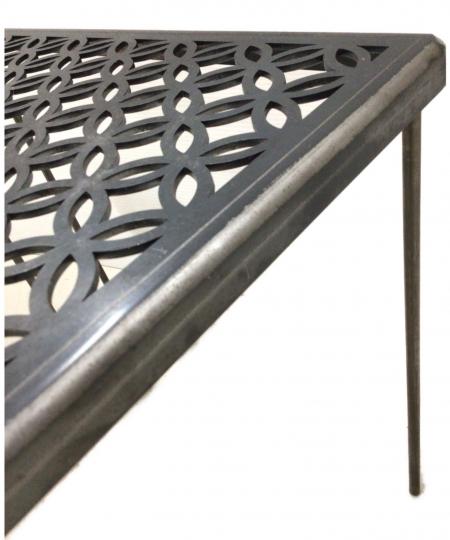 Sanzoku Mountain (サンゾクマウンテン) 焚火台用品 derutas wagalark