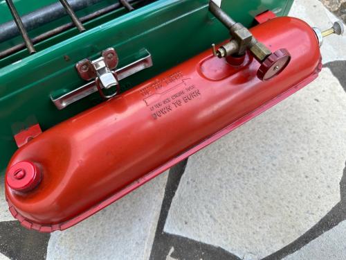 Coleman (コールマン) ガソリンツーバーナー バルブデカール無し・赤丸タンク/製造期間:1962-64年 413F 1964年1月製(推定) ヴィンテージ