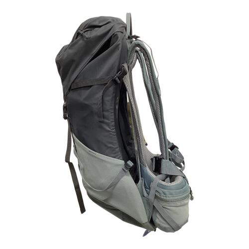 deuter (ドイター) バックパック D3400821 グレー フューチュラ32