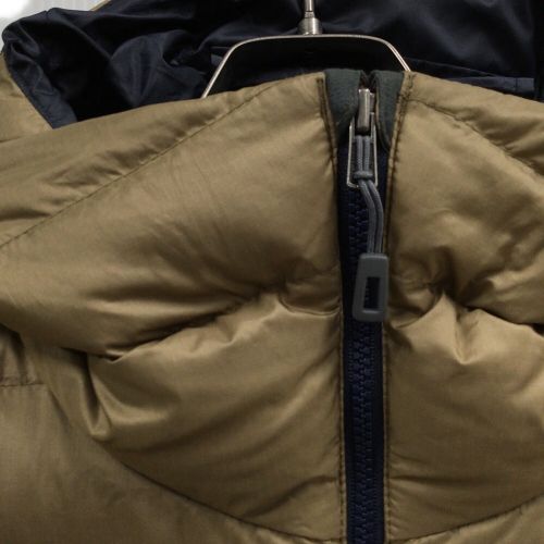 Patagonia (パタゴニア) トレッキングウェア(ジャケット) メンズ SIZE L カーキ ダウンセーターフーディ 84701