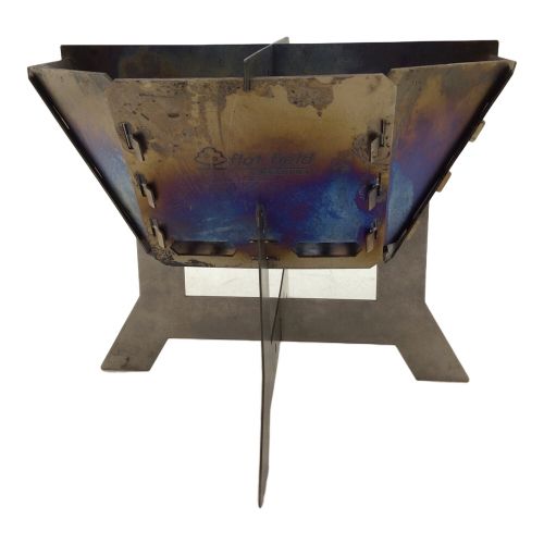 Flat Field (フラットフィールド) 焚火台 チタン製 桜炎