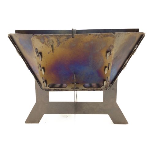 Flat Field (フラットフィールド) 焚火台 チタン製 桜炎