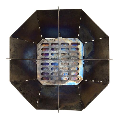 Flat Field (フラットフィールド) 焚火台 チタン製 桜炎