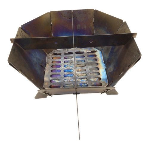 Flat Field (フラットフィールド) 焚火台 チタン製 桜炎