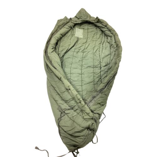US軍 (ユーエスグン) マミー型シュラフ 1983年製/エクストリームコールド SLEEPING BAG, EXTREME COLD WEATHER, W/HOOD, W/O CARRYING BAG 【冬用】 約83×213㎝