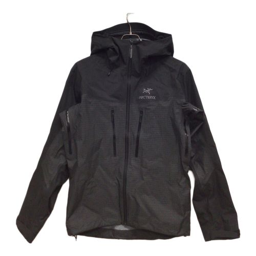 ARC'TERYX (アークテリクス) アウトドアウェア(ジャケット) メンズ SIZE M ブラック 2023年製 バードエイド冊子付属 X000006454 アルファジャケット