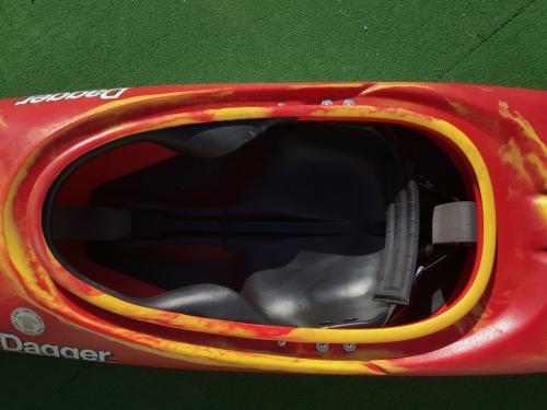 DAGGER カヤック 実測290cm リバーカヤック パドル付属無し レッド