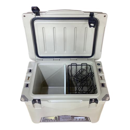 ICELAND COOLER(アイスランド クーラー) クーラーボックス 35QT コヨーテ