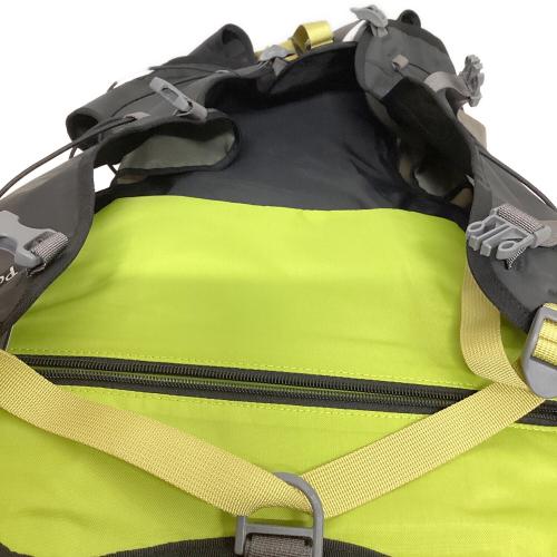 PAAGO WORKS (パーゴワークス) バックパック 40L ブラック カーゴ 40 背面長 51cm以上 31-40L(山小屋泊)