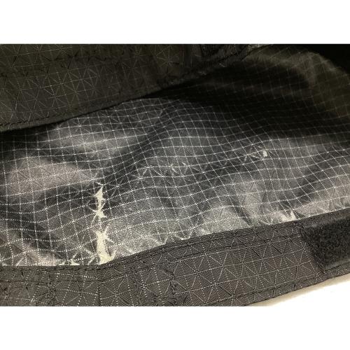 CAYL (ケイル) バックパック ブラック ガヤ ロールトップ ビーグリッドソリッド Gaya Roll Top  B Grid Solid 背面長 約41～45cm