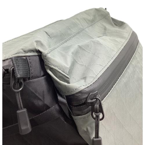 MINIMALIGHT (ミニマライト) バックパック グレー×ブラック オーディナリーパック ORDINARY PAC 背面長40cm以下 ～20L(日帰り)